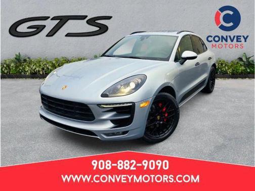 Rhodium Silver Metallic 2018 Porsche Macan Macan GTS