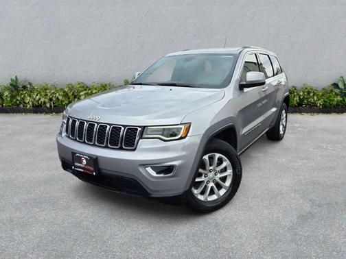 2021 Jeep Grand Cherokee Laredo