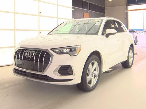 2021 Audi Q3 40 Premium