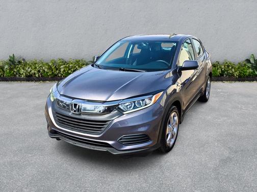 Modern Steel Metallic 2019 Honda HR-V LX