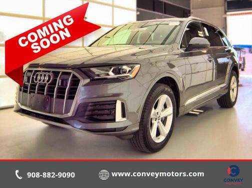 Gray 2022 Audi Q7 45 Premium Plus