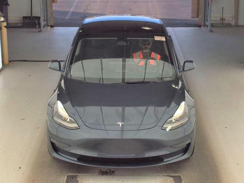 Gray 2023 Tesla Model 3 Long Range