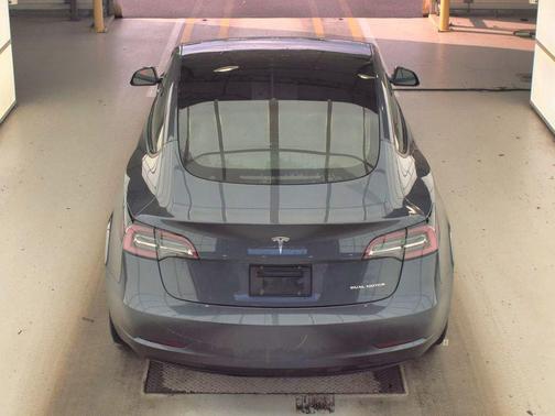 Gray 2023 Tesla Model 3 Long Range