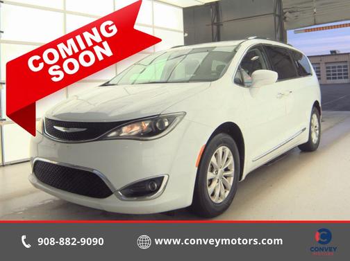 2018 Chrysler Pacifica Touring-L