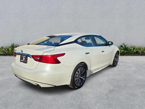 2017 Nissan Maxima 3.5 S