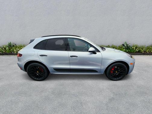 2018 Porsche Macan GTS