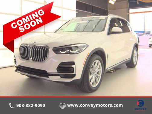 Mineral White Metallic 2023 BMW X5 xDrive40i