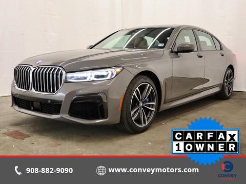 Bernina Grey Amber Effect 2021 BMW 750 i xDrive