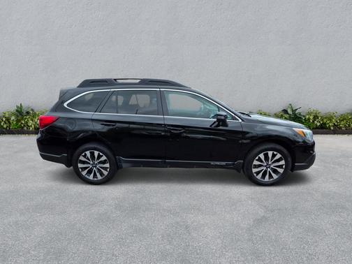Crystal Black Silica 2015 Subaru Outback 2.5i Limited