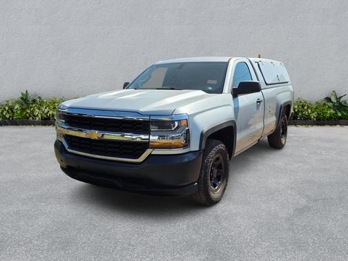 Silver Ice Metallic 2018 Chevrolet Silverado 1500 WT