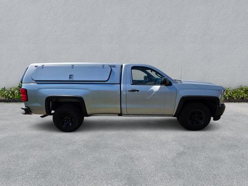 Silver Ice Metallic 2018 Chevrolet Silverado 1500 WT