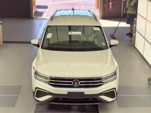 Opal White 2023 Volkswagen Tiguan 2.0T SE 4MOTION