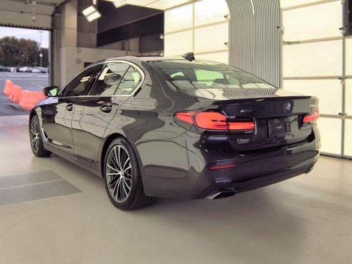 Dark Graphite Metallic 2023 BMW 530e Base