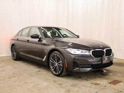 Dark Graphite Metallic 2023 BMW 530e Base