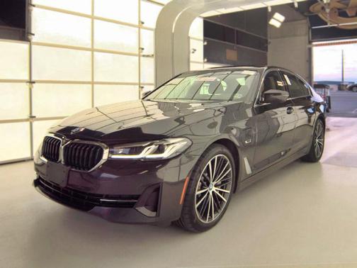 Dark Graphite Metallic 2023 BMW 530e Base