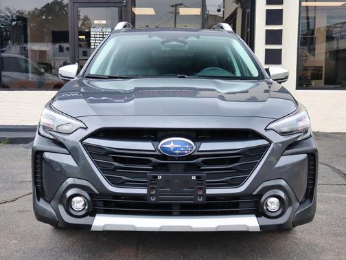 Magnetite Gray Metallic 2023 Subaru Outback Touring XT
