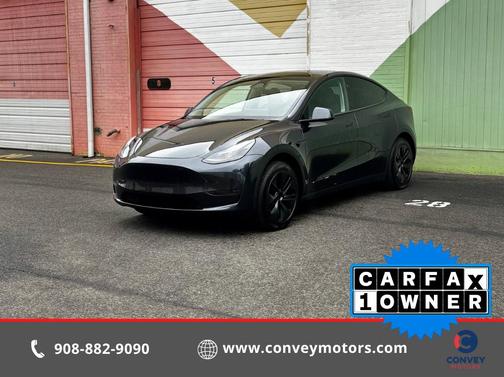 Stealth Grey 2024 Tesla Model Y Long Range Single Motor Rear-Wheel Drive