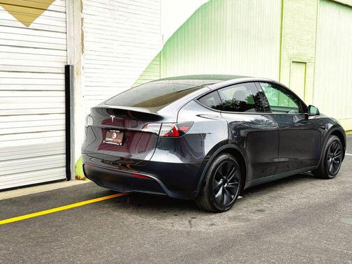 Stealth Grey 2024 Tesla Model Y Long Range Single Motor Rear-Wheel Drive