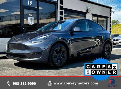 Stealth Grey 2024 Tesla Model Y Long Range Single Motor Rear-Wheel Drive