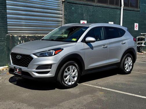 Stellar Silver 2021 Hyundai TUCSON Value