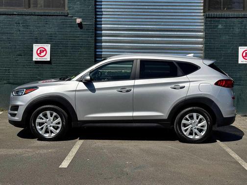 Stellar Silver 2021 Hyundai TUCSON Value