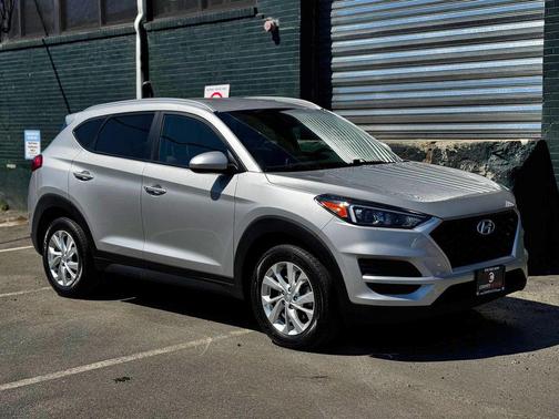 Stellar Silver 2021 Hyundai TUCSON Value