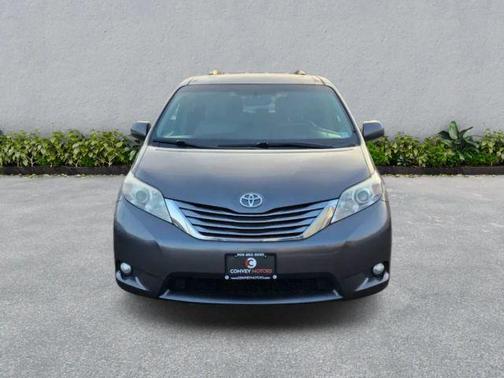 2017 Toyota Sienna XLE Premium