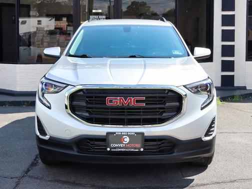 Quicksilver Metallic 2018 GMC Terrain SLE