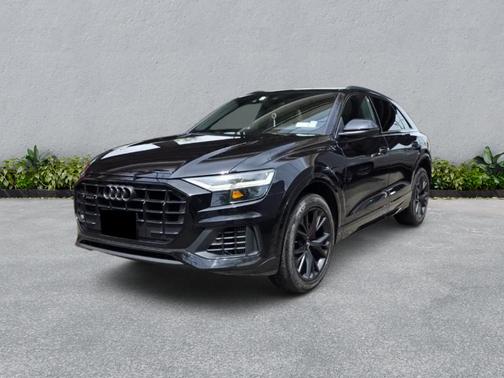 Orca Black Metallic 2020 Audi Q8 55 Premium