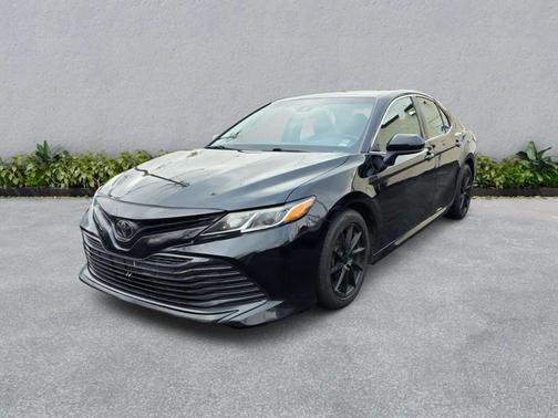 2019 Toyota Camry LE