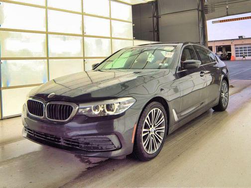 Dark Graphite Metallic 2019 BMW 530 i xDrive