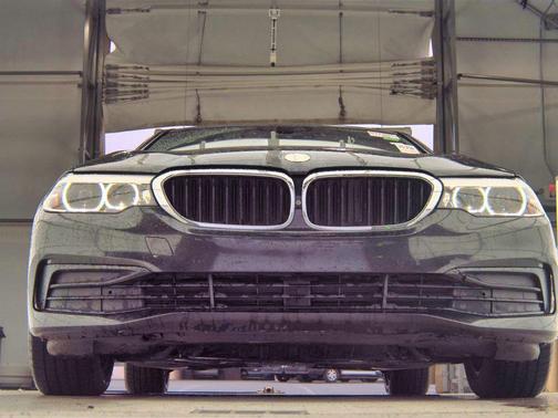 Dark Graphite Metallic 2019 BMW 530 i xDrive