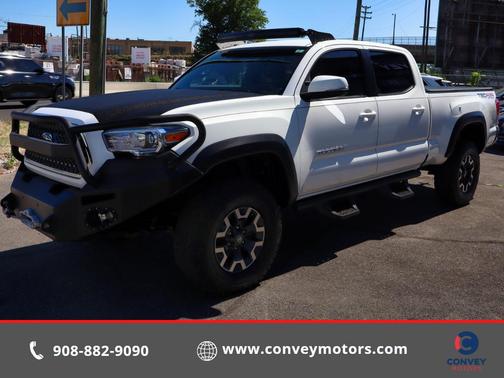 Super White 2018 Toyota Tacoma TRD Off Road