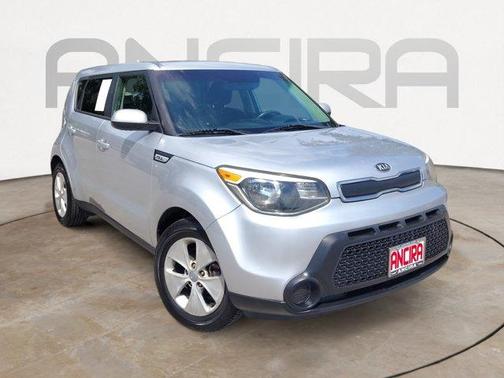 Bright Silver 2015 Kia Soul Base