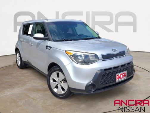 Bright Silver 2015 Kia Soul Base