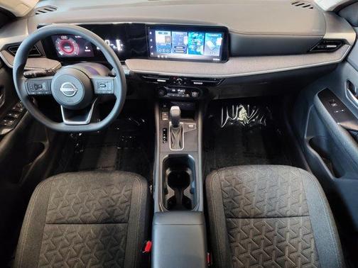 Super Black 2026 Nissan Kicks SV