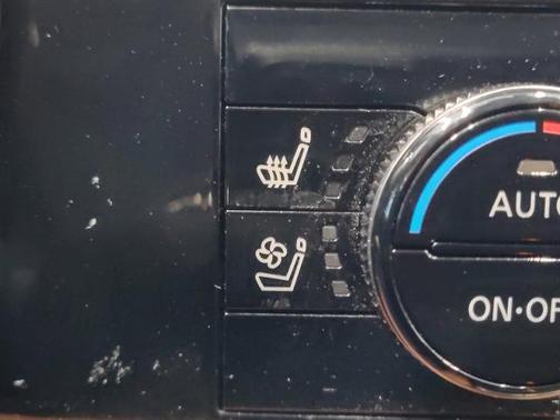 Deep Ocean Blue 2024 Nissan Pathfinder Platinum