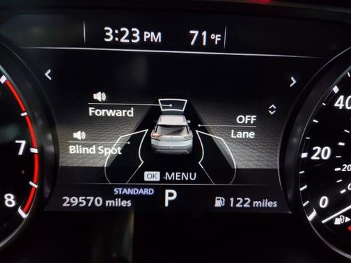 Brilliant Silver Metallic 2023 Nissan Rogue SV