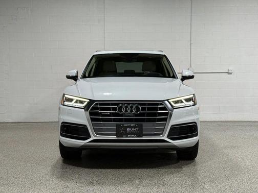 2019 Audi Q5 45 Premium