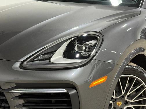 2019 Porsche Cayenne S