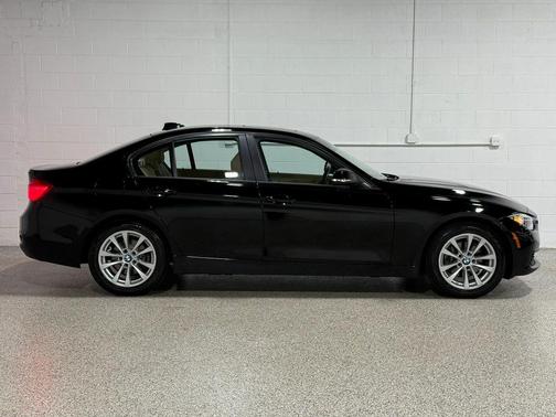 Black 2016 BMW 320 i