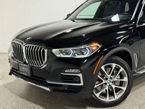 Black 2021 BMW X5 PHEV xDrive45e
