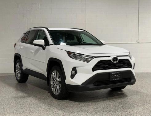 2020 Toyota RAV4 XLE Premium