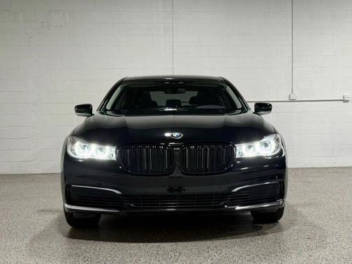 2019 BMW 740 xDrive