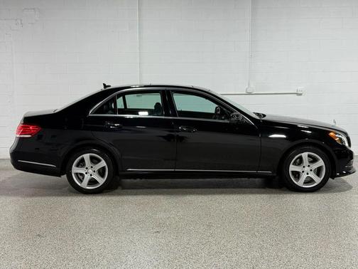 Black 2014 Mercedes-Benz E-Class E 350 4MATIC Sedan 4D