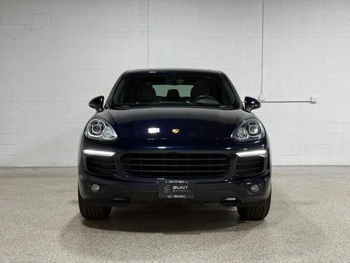 2016 Porsche Cayenne Cayenne