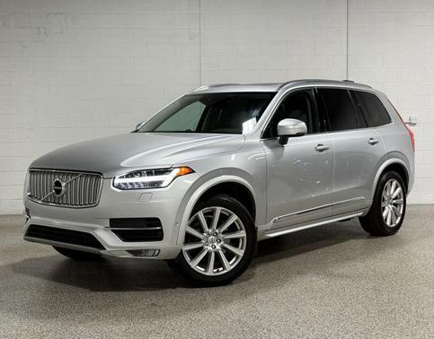 Silver 2018 Volvo XC90 T6 Inscription