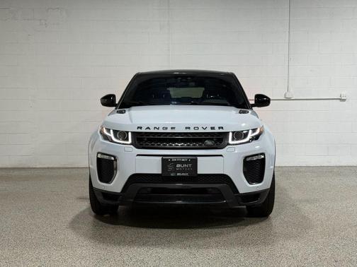 Yulong White Metallic 2018 Land Rover Range Rover Evoque Landmark Edition