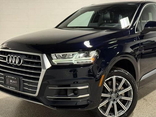 Ink Blue Metallic 2017 Audi Q7 3.0T Prestige