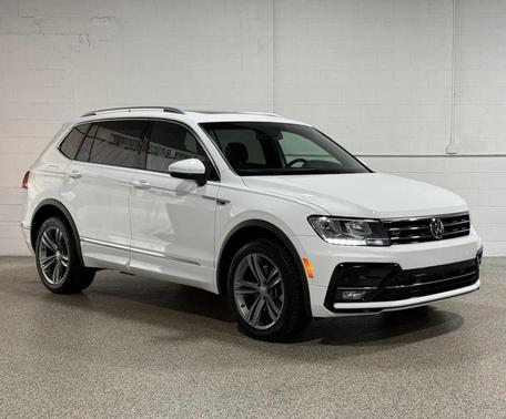 White 2018 Volkswagen Tiguan 2.0T SEL